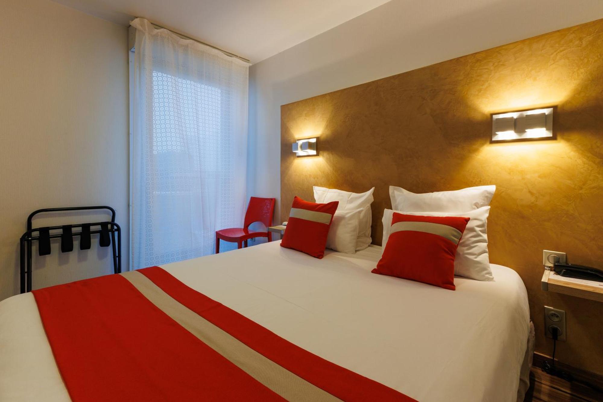 Logis Hotel Le Rochelois La Rochelle  Buitenkant foto