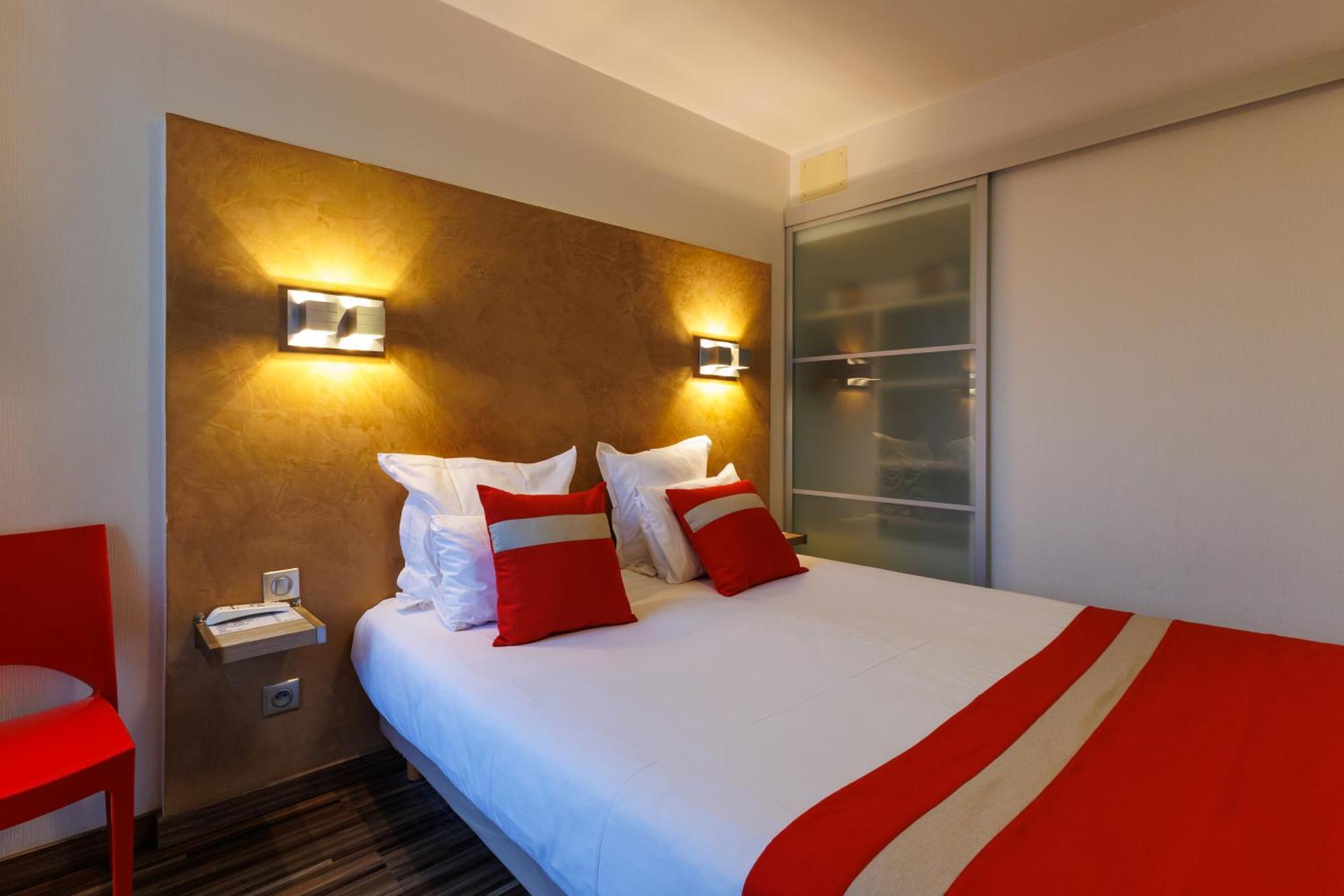 Logis Hotel Le Rochelois La Rochelle  Buitenkant foto
