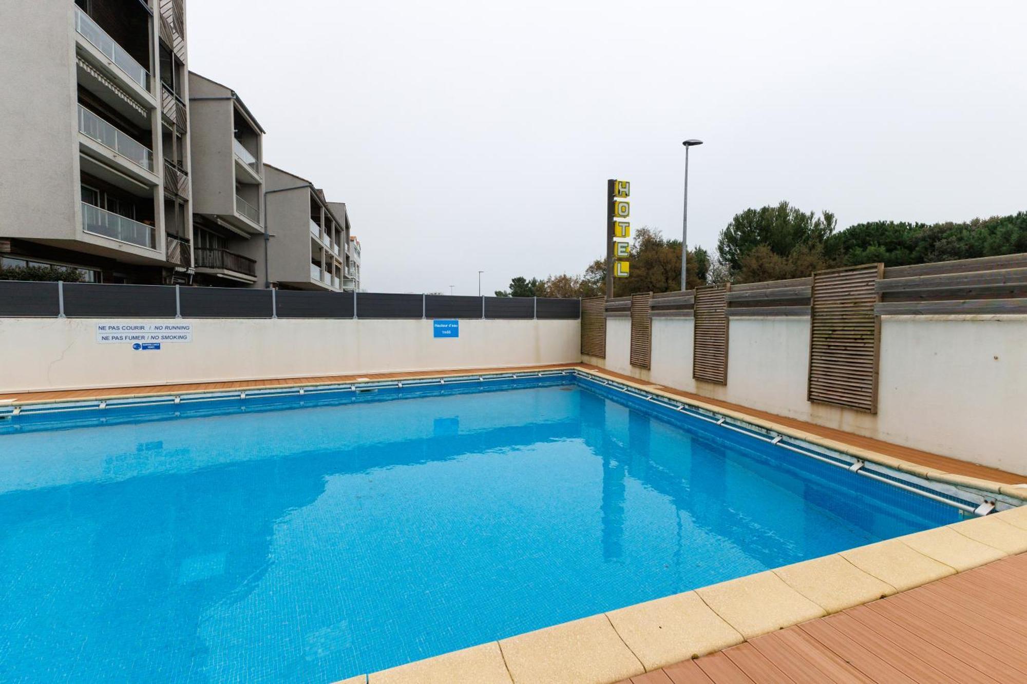 Logis Hotel Le Rochelois La Rochelle  Buitenkant foto