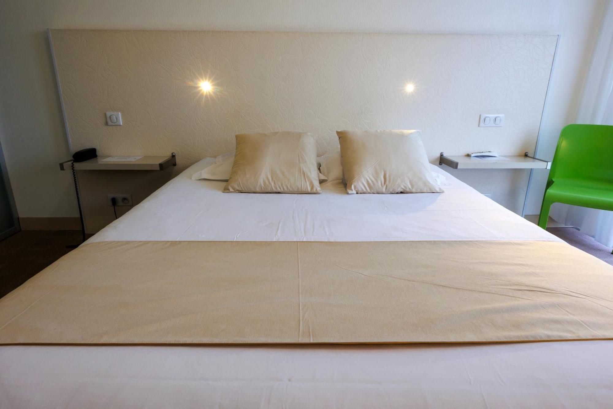 Logis Hotel Le Rochelois La Rochelle  Buitenkant foto