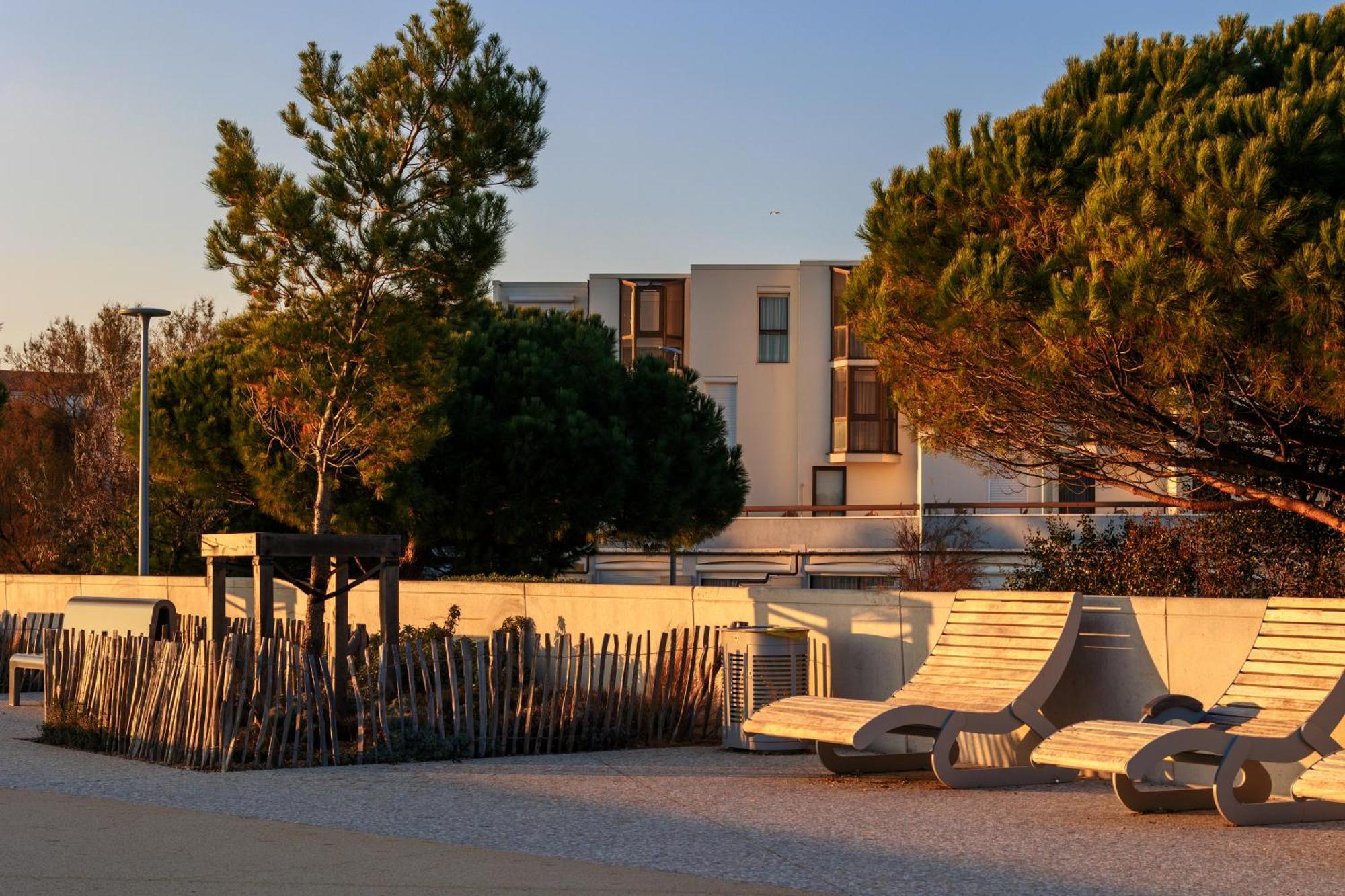 Logis Hotel Le Rochelois La Rochelle  Buitenkant foto