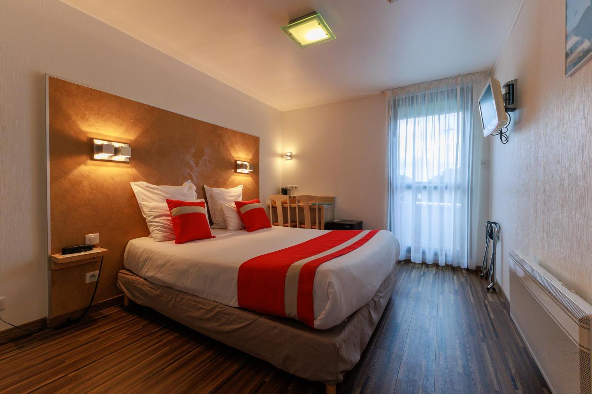 Logis Hotel Le Rochelois La Rochelle  Buitenkant foto