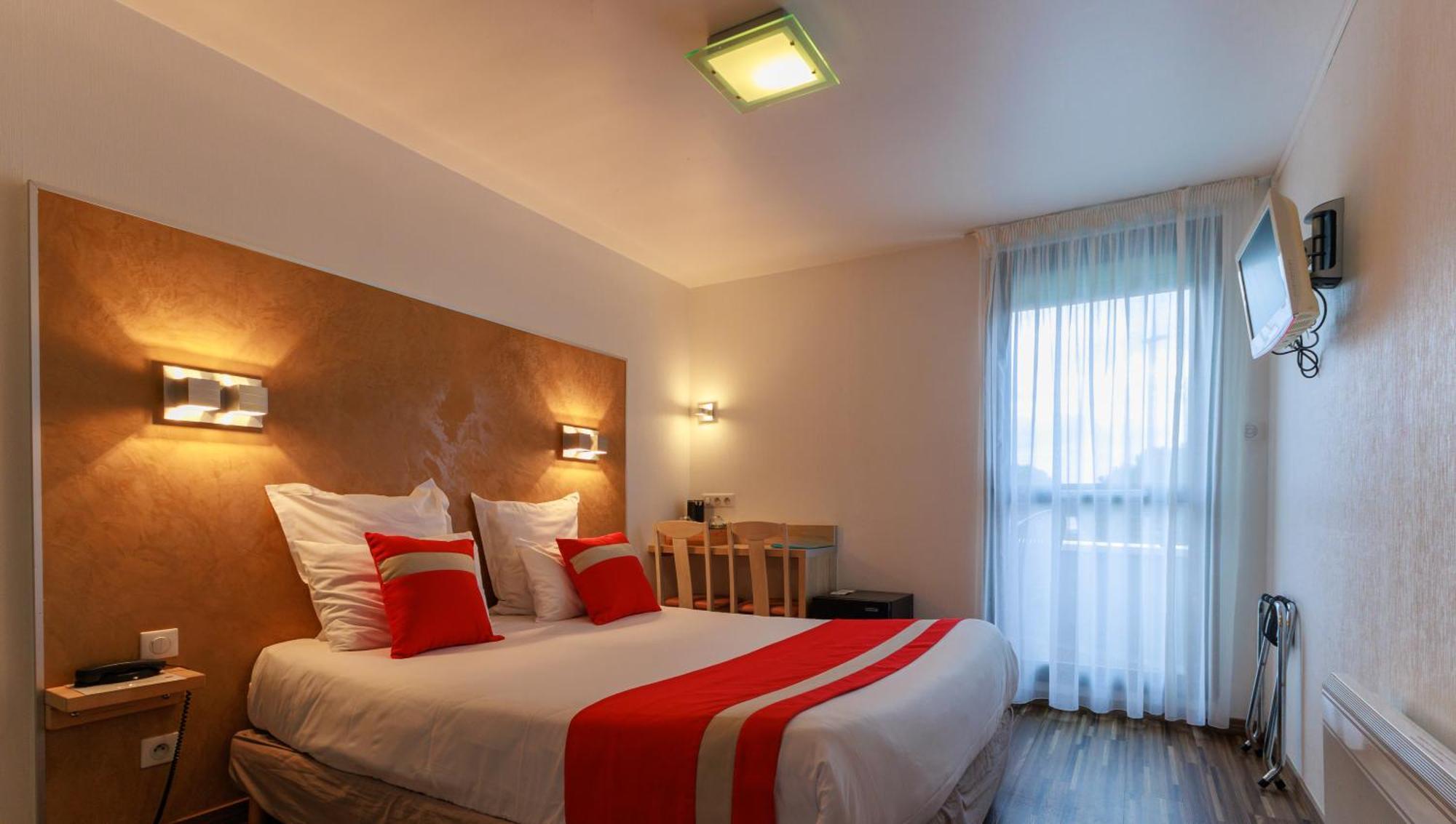 Logis Hotel Le Rochelois La Rochelle  Buitenkant foto