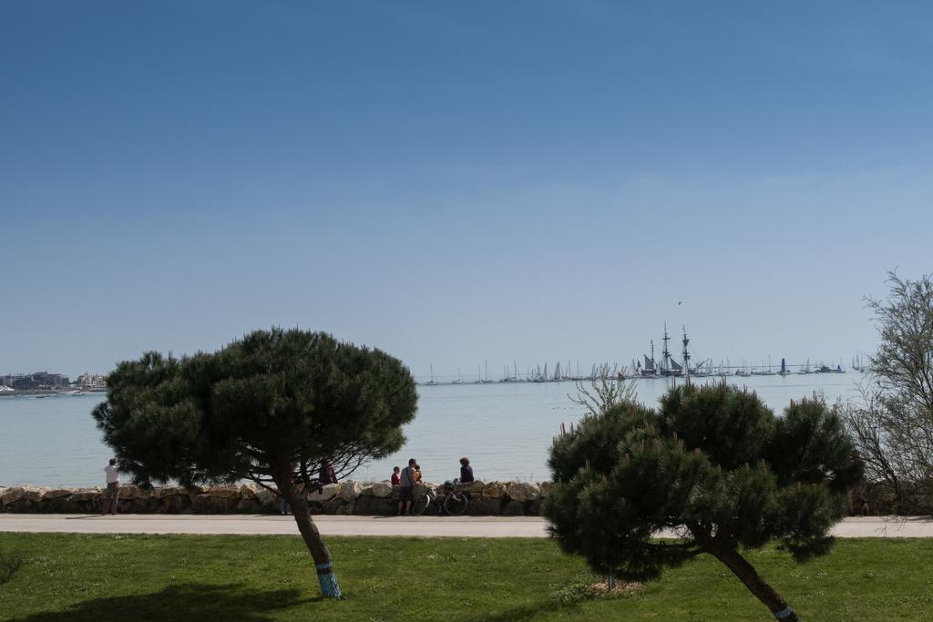 Logis Hotel Le Rochelois La Rochelle  Buitenkant foto